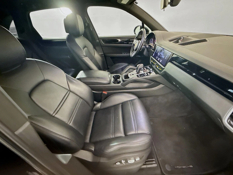 2020 Porsche 9Y0/9Y3 Cayenne - Image 18 of 31