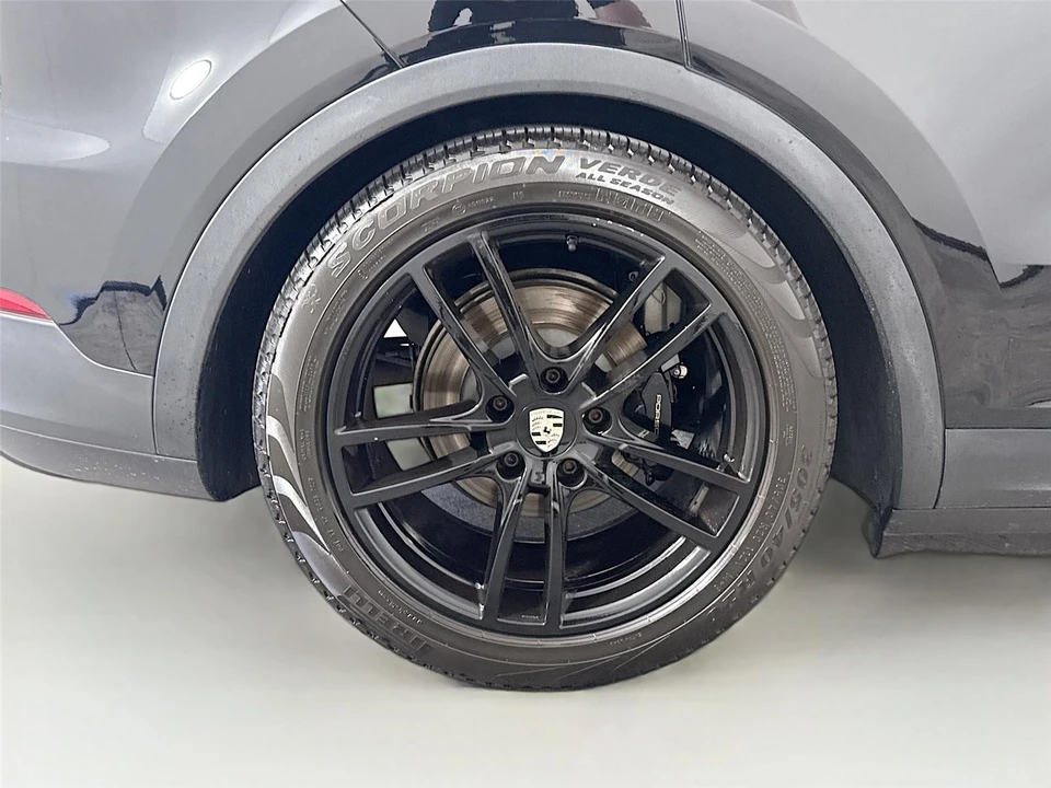2020 Porsche - Image 31 of 31