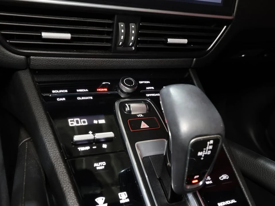 2020 Porsche 9Y0/9Y3 Cayenne - Image 19 of 19