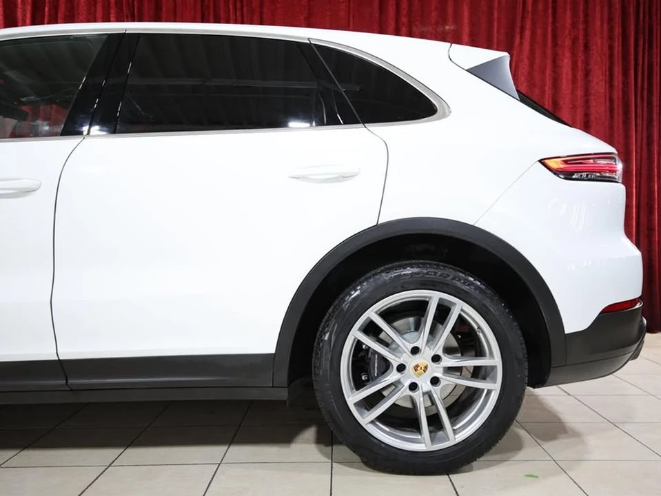 2020 Porsche 9Y0/9Y3 Cayenne - Image 4 of 18