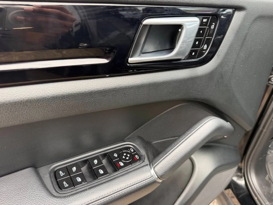 2020 Porsche 9Y0/9Y3 Cayenne - Image 12 of 20