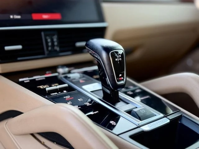 2020 Porsche 9Y0/9Y3 Cayenne - Image 13 of 20