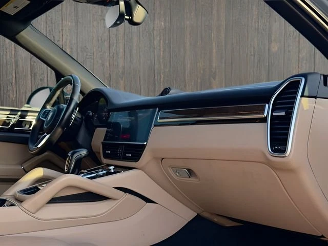 2020 Porsche 9Y0/9Y3 Cayenne - Image 19 of 20