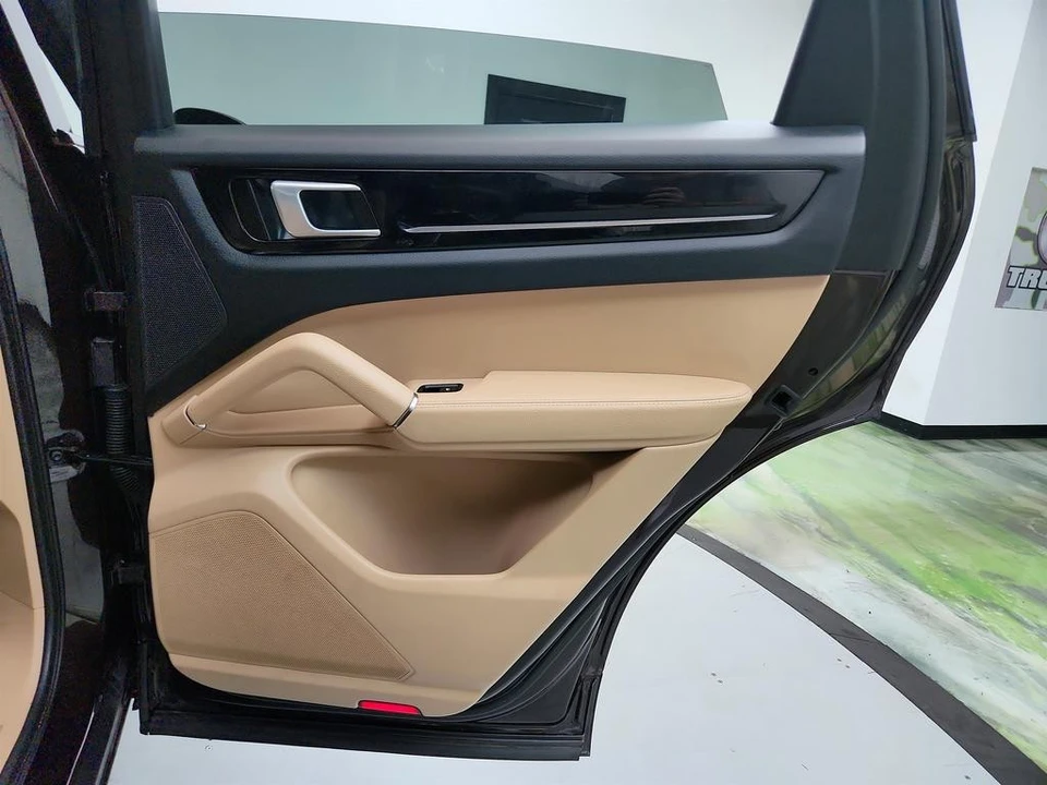 2020 Porsche 9Y0/9Y3 Cayenne - Image 31 of 31