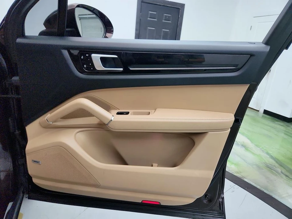 2020 Porsche 9Y0/9Y3 Cayenne - Image 29 of 31