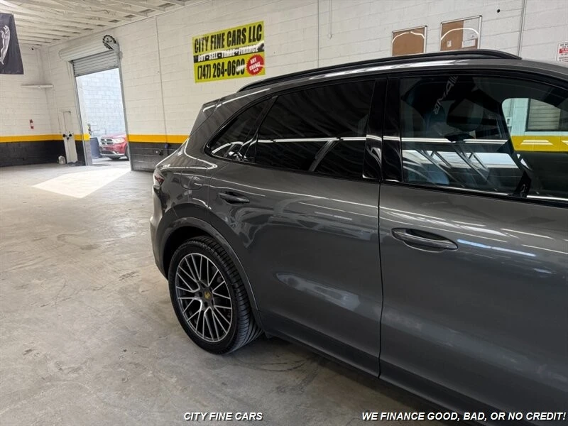 2020 Porsche 9Y0/9Y3 Cayenne - Image 10 of 31