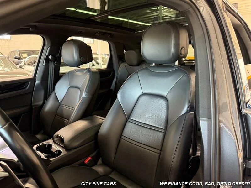 2020 Porsche 9Y0/9Y3 Cayenne - Image 30 of 31