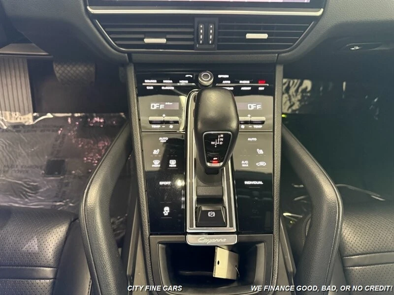 2020 Porsche 9Y0/9Y3 Cayenne - Image 24 of 31