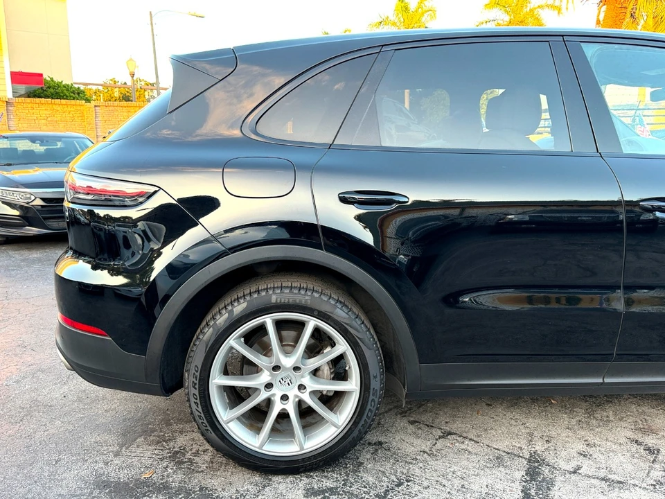2020 Porsche 9Y0/9Y3 Cayenne - Image 14 of 21