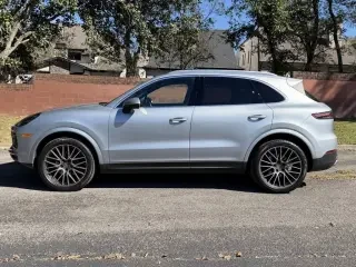 2020 Porsche 9Y0/9Y3 Cayenne - Image 2 of 4
