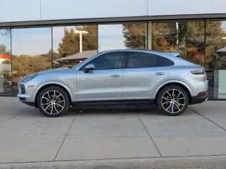 2020 Porsche 9Y0/9Y3 Cayenne - Image 2 of 4