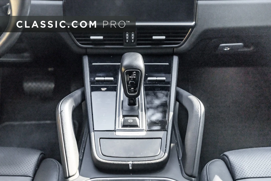 2020 Porsche 9Y0/9Y3 Cayenne - Image 13 of 20