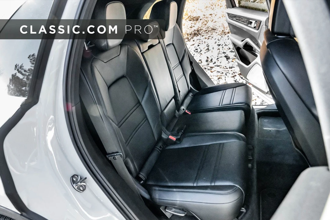 2020 Porsche 9Y0/9Y3 Cayenne - Image 16 of 20