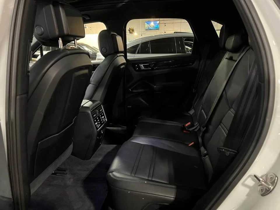 2020 Porsche 9Y0/9Y3 Cayenne - Image 16 of 18