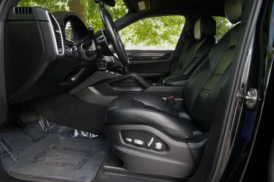 2020 Porsche 9Y0/9Y3 Cayenne - Image 19 of 20