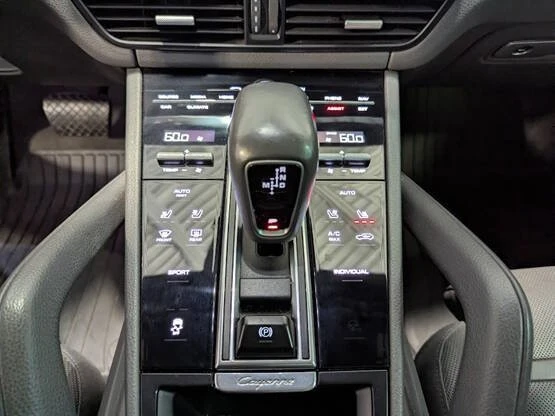 2020 Porsche 9Y0/9Y3 Cayenne - Image 17 of 20