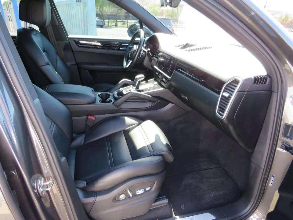 2020 Porsche 9Y0/9Y3 Cayenne - Image 18 of 20