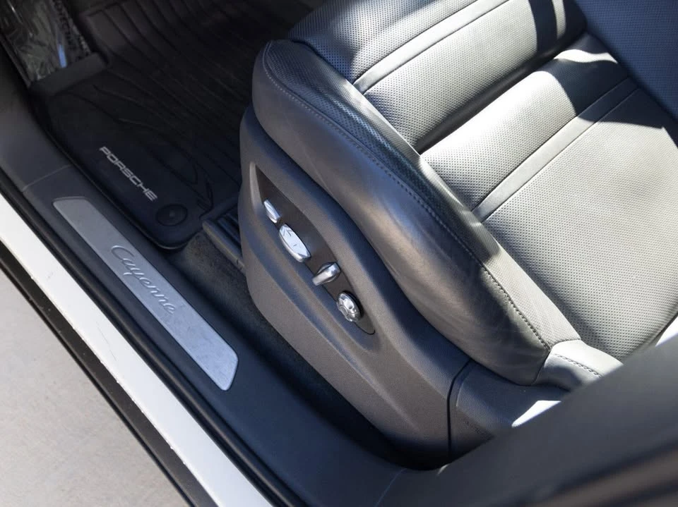 2020 Porsche 9Y0/9Y3 Cayenne - Image 19 of 20