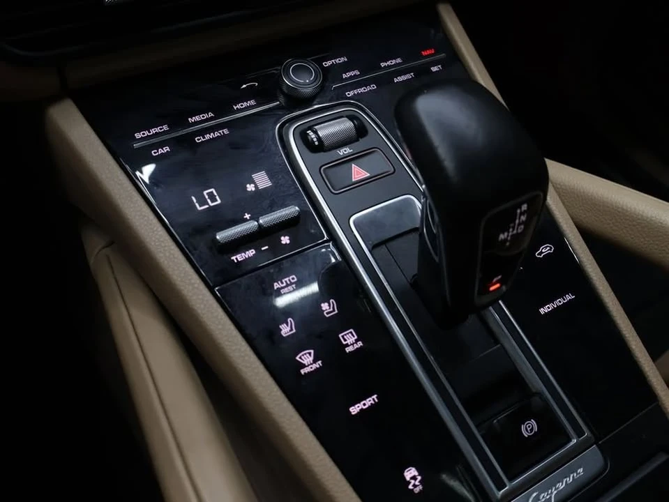 2020 Porsche 9Y0/9Y3 Cayenne - Image 19 of 19