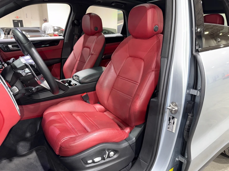 2020 Porsche 9Y0/9Y3 Cayenne - Image 11 of 12
