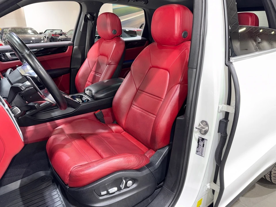 2020 Porsche 9Y0/9Y3 Cayenne - Image 10 of 12