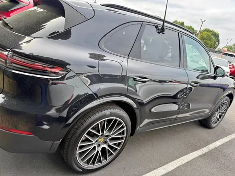 2020 Porsche Cayenne Premium Package Plus