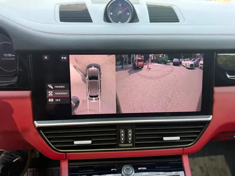 2020 Porsche 9Y0/9Y3 Cayenne - Image 18 of 20