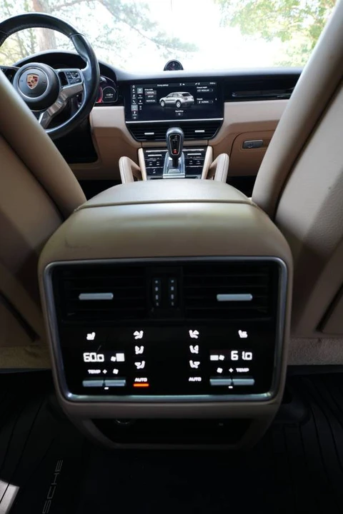 2020 Porsche 9Y0/9Y3 Cayenne S - Image 9 of 17