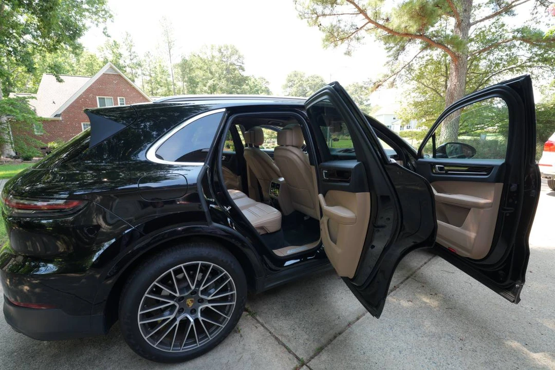 2020 Porsche 9Y0/9Y3 Cayenne S - Image 16 of 17