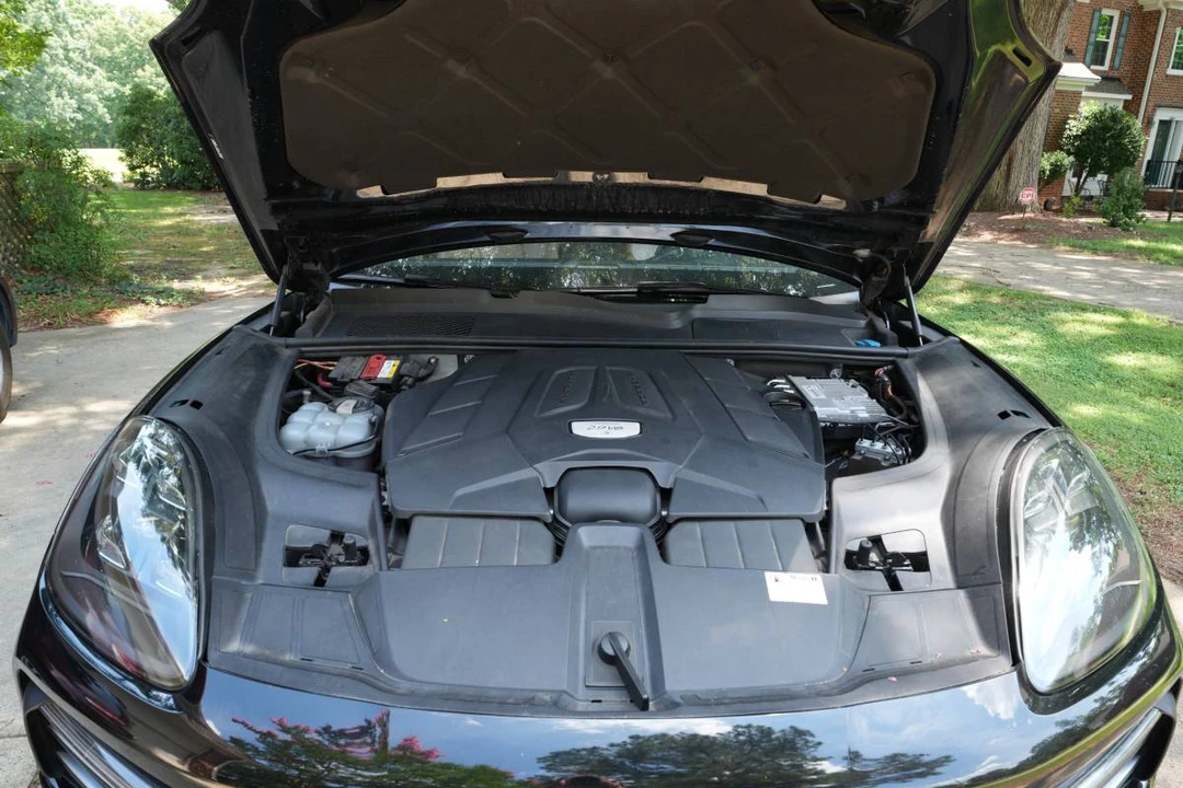 2020 Porsche 9Y0/9Y3 Cayenne S - Image 10 of 17