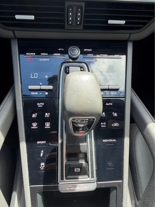 2020 Porsche 9Y0/9Y3 Cayenne S - Image 13 of 20