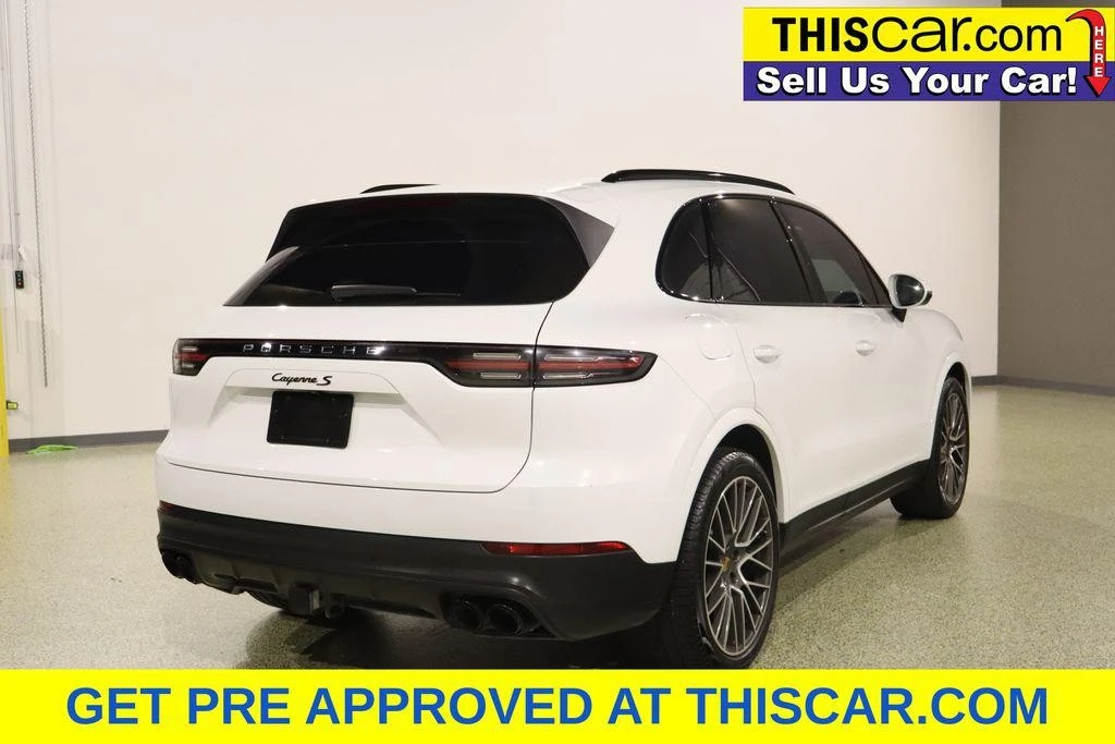 2020 Porsche - Image 9 of 31