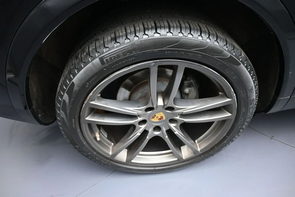 2020 Porsche 9Y0/9Y3 Cayenne S - Image 13 of 31