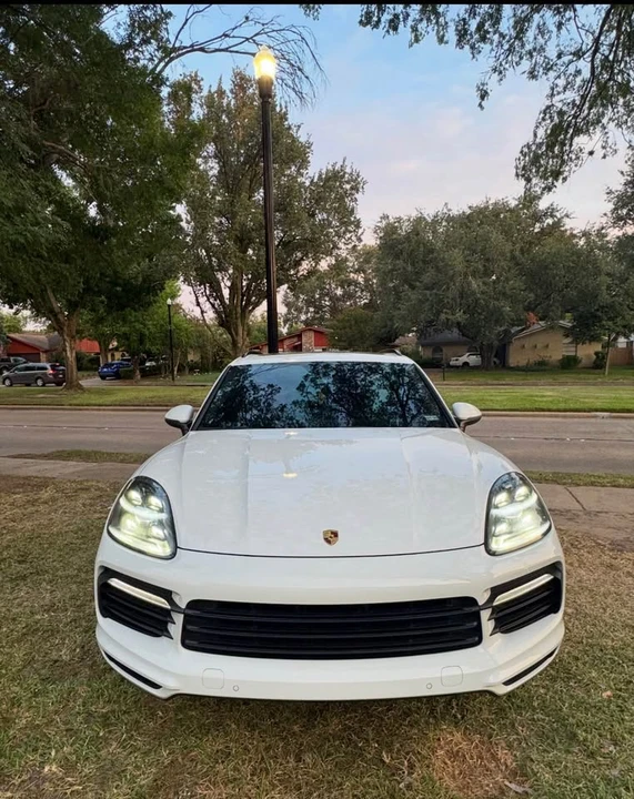 2020 Porsche 9Y0/9Y3 Cayenne - Image 2 of 3