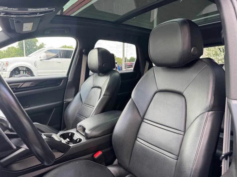 2020 Porsche 9Y0/9Y3 Cayenne - Image 9 of 15