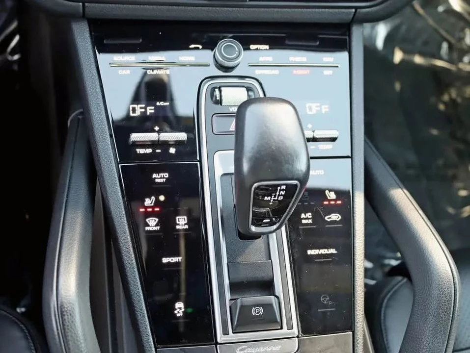 2020 Porsche 9Y0/9Y3 Cayenne - Image 10 of 15