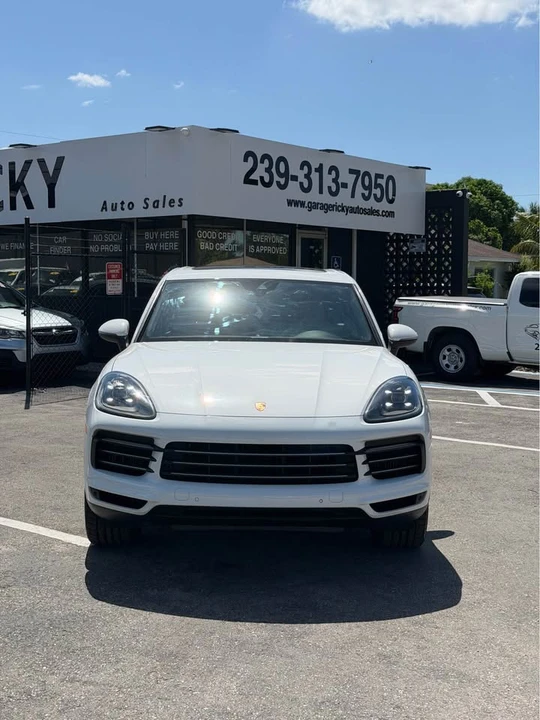 2020 Porsche 9Y0/9Y3 Cayenne - Image 2 of 17