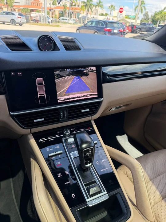 2020 Porsche 9Y0/9Y3 Cayenne - Image 12 of 17