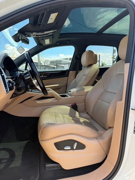 2020 Porsche 9Y0/9Y3 Cayenne - Image 8 of 17