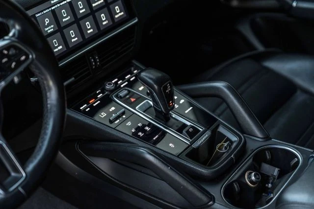 2020 Porsche 9Y0/9Y3 Cayenne - Image 20 of 21