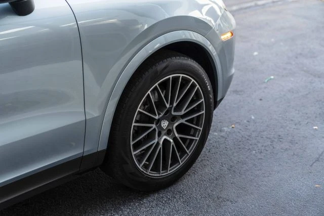 2020 Porsche 9Y0/9Y3 Cayenne - Image 17 of 31
