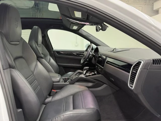 2020 Porsche 9Y0/9Y3 Cayenne - Image 12 of 31