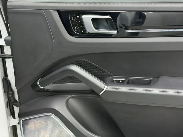 2020 Porsche 9Y0/9Y3 Cayenne - Image 21 of 31