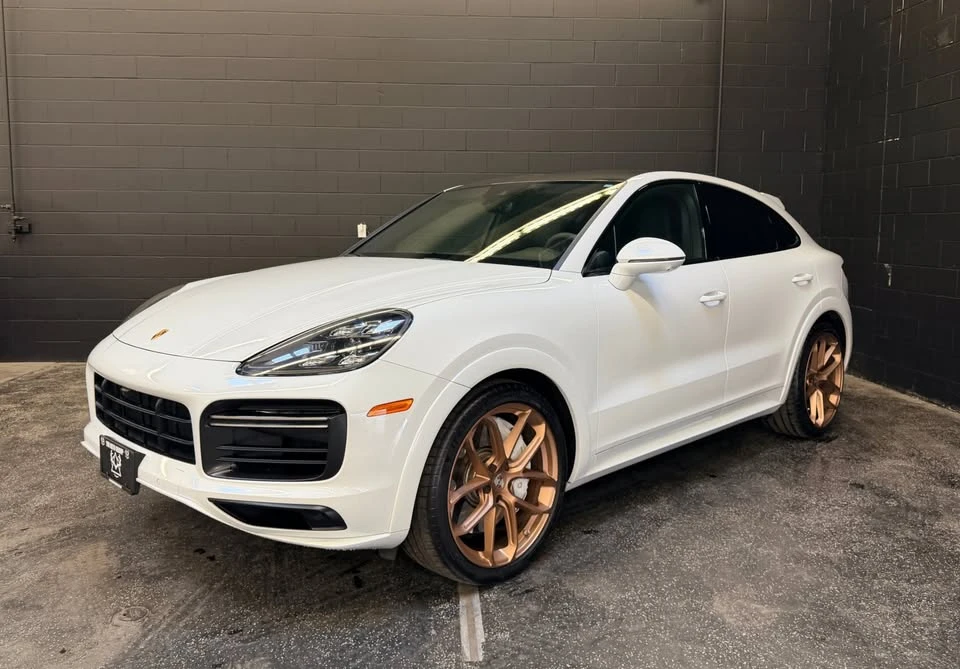 2020 Porsche Cayenne - Image 2 of 20