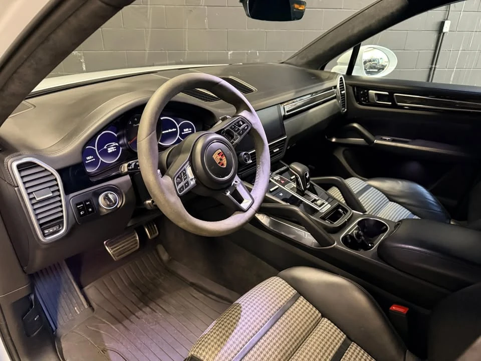 2020 Porsche Cayenne - Image 11 of 20
