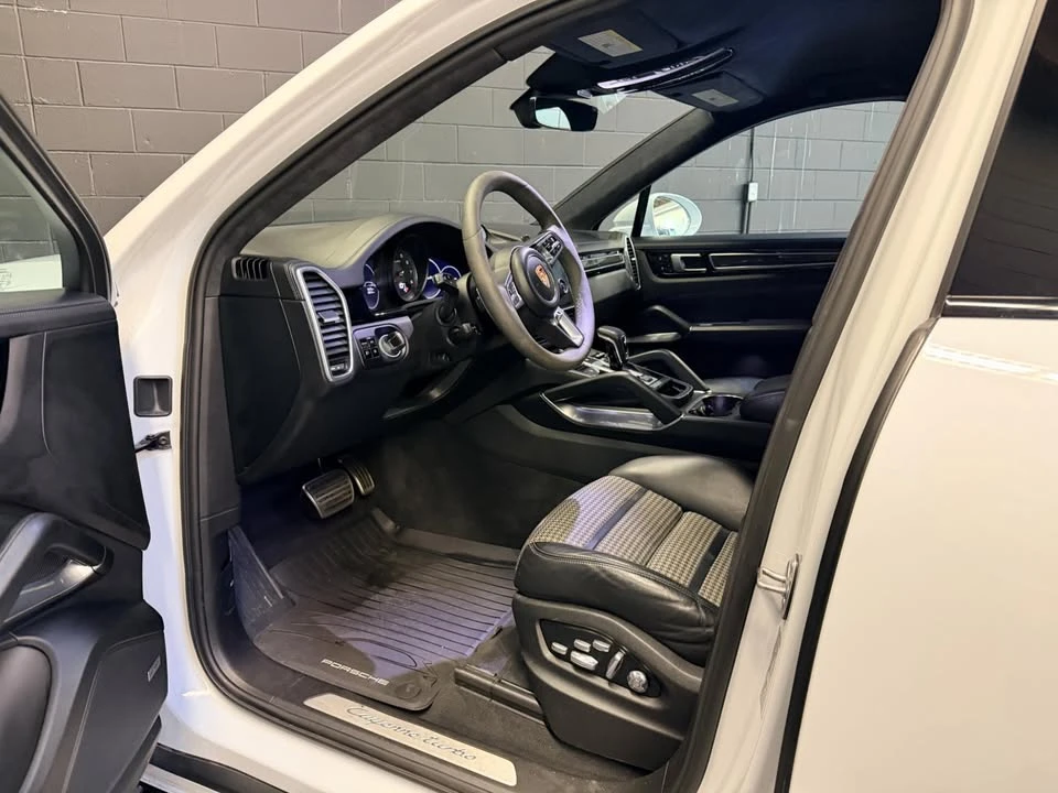 2020 Porsche Cayenne - Image 10 of 20