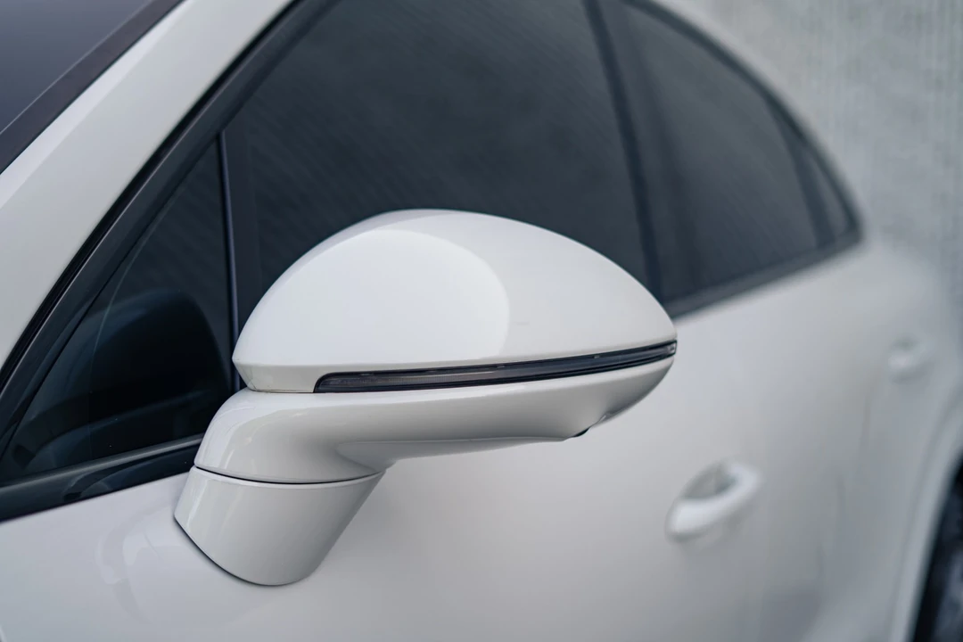 2020 Porsche Cayenne - Image 24 of 31