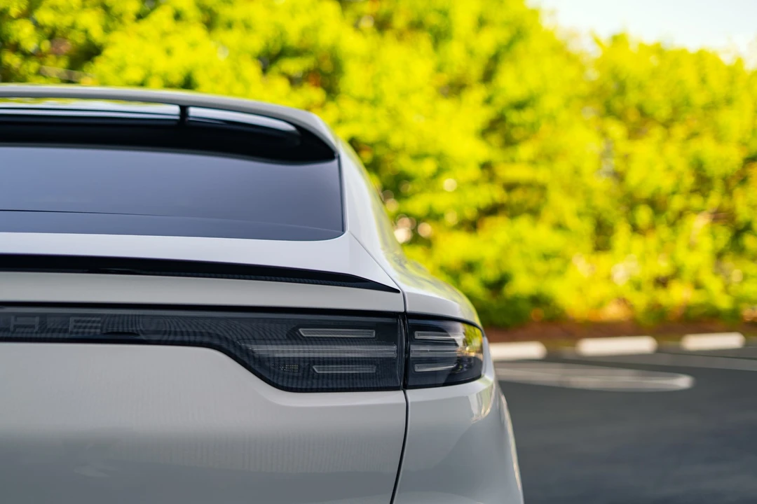 2020 Porsche Cayenne - Image 30 of 31