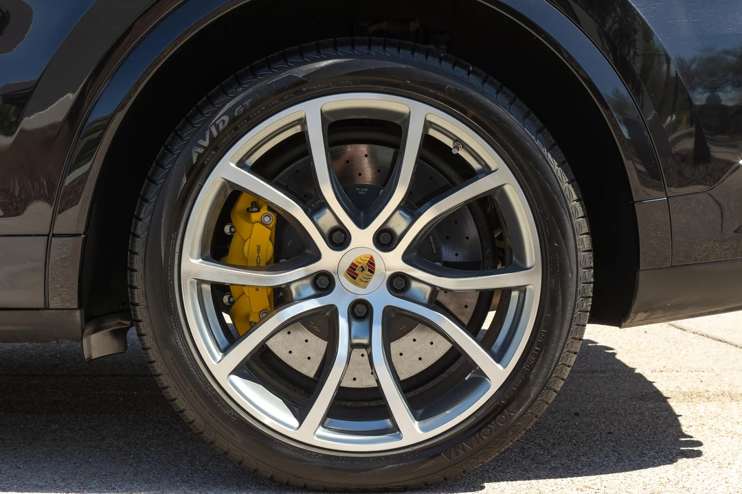 2020 Porsche 9Y0/9Y3 Cayenne Turbo - Image 26 of 31