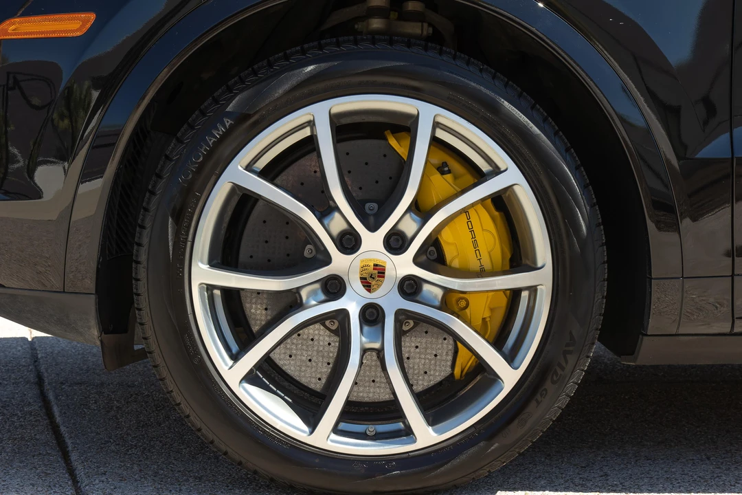 2020 Porsche 9Y0/9Y3 Cayenne Turbo - Image 25 of 31